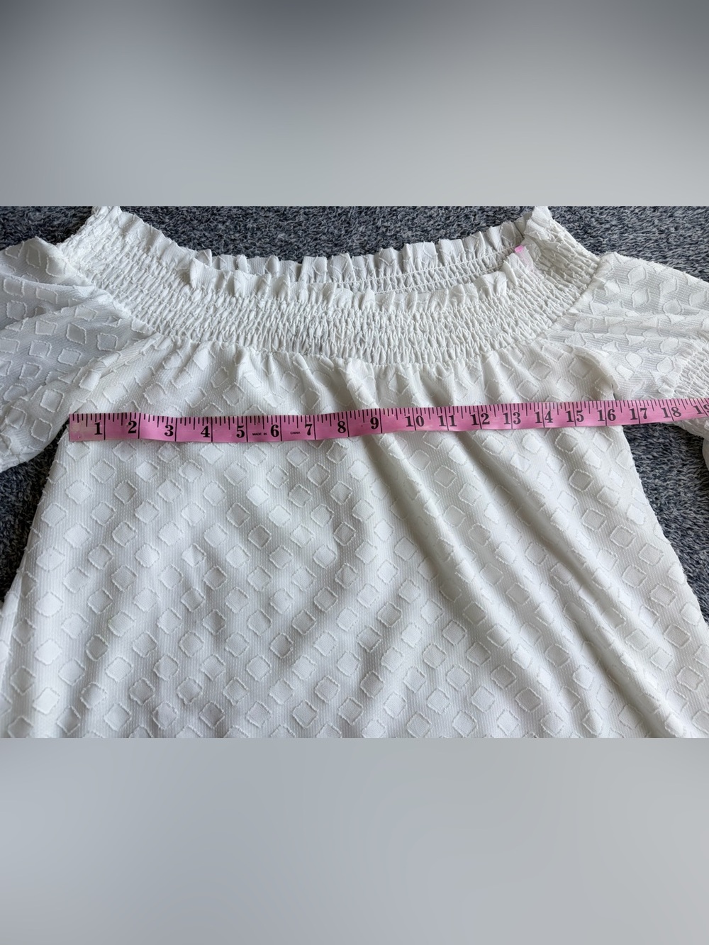 Blue Rain White Off-Shoulder Textured Smocked Blouse Size Small - Picture 4 of 12
